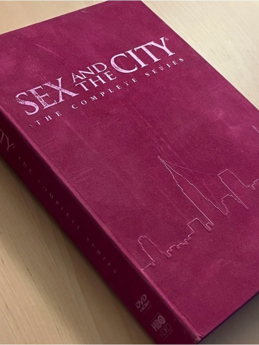 Sex and the City: The Complete Series - Burgundy DVD Box Set
